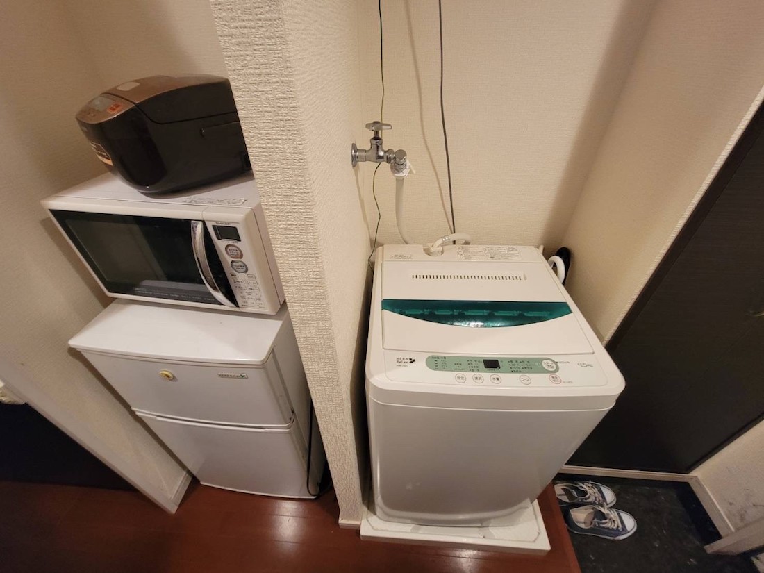 洗濯機、冷蔵庫、電子レンジ、炊飯器の回収前の状態