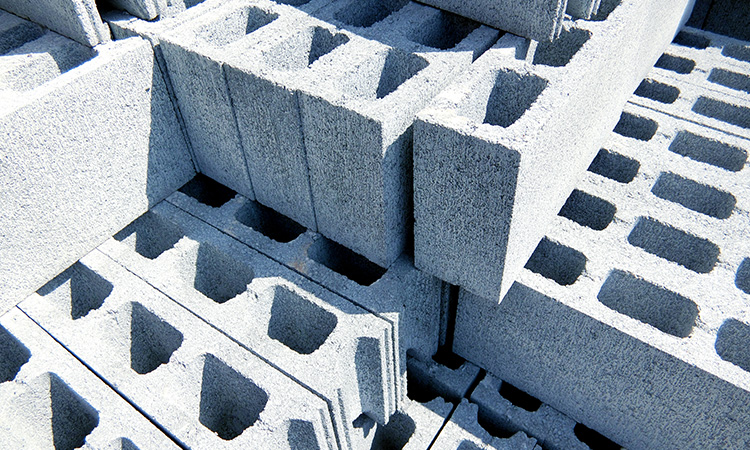 コンクリートブロックの処分方法6選｜無料回収や引き取りについて詳しく解説