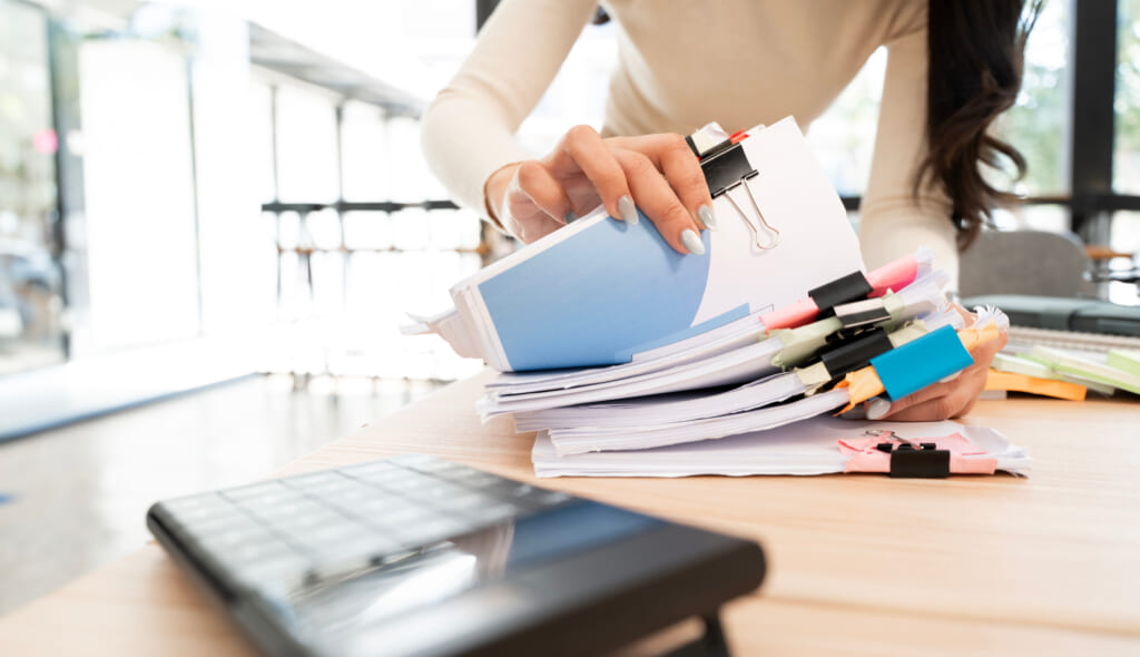 家庭の書類整理に時間がかかる理由